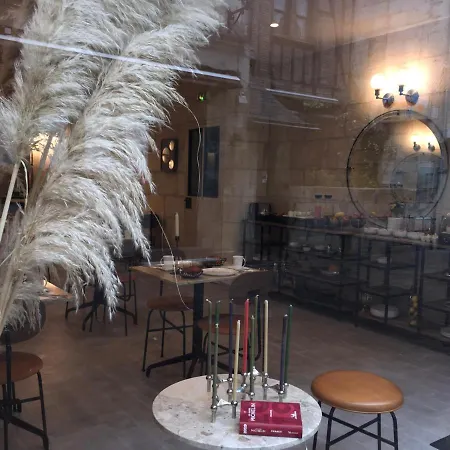 L'adresse Tours