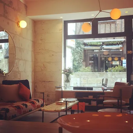 L'adresse Hotel