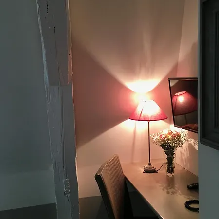 L'adresse 2* Tours