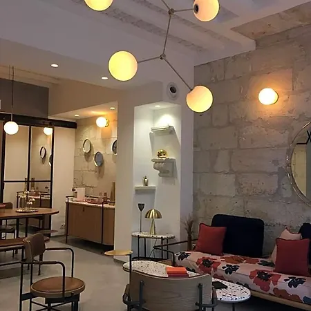 L'adresse Hotel